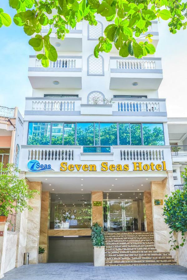 Hotel Seven Seas