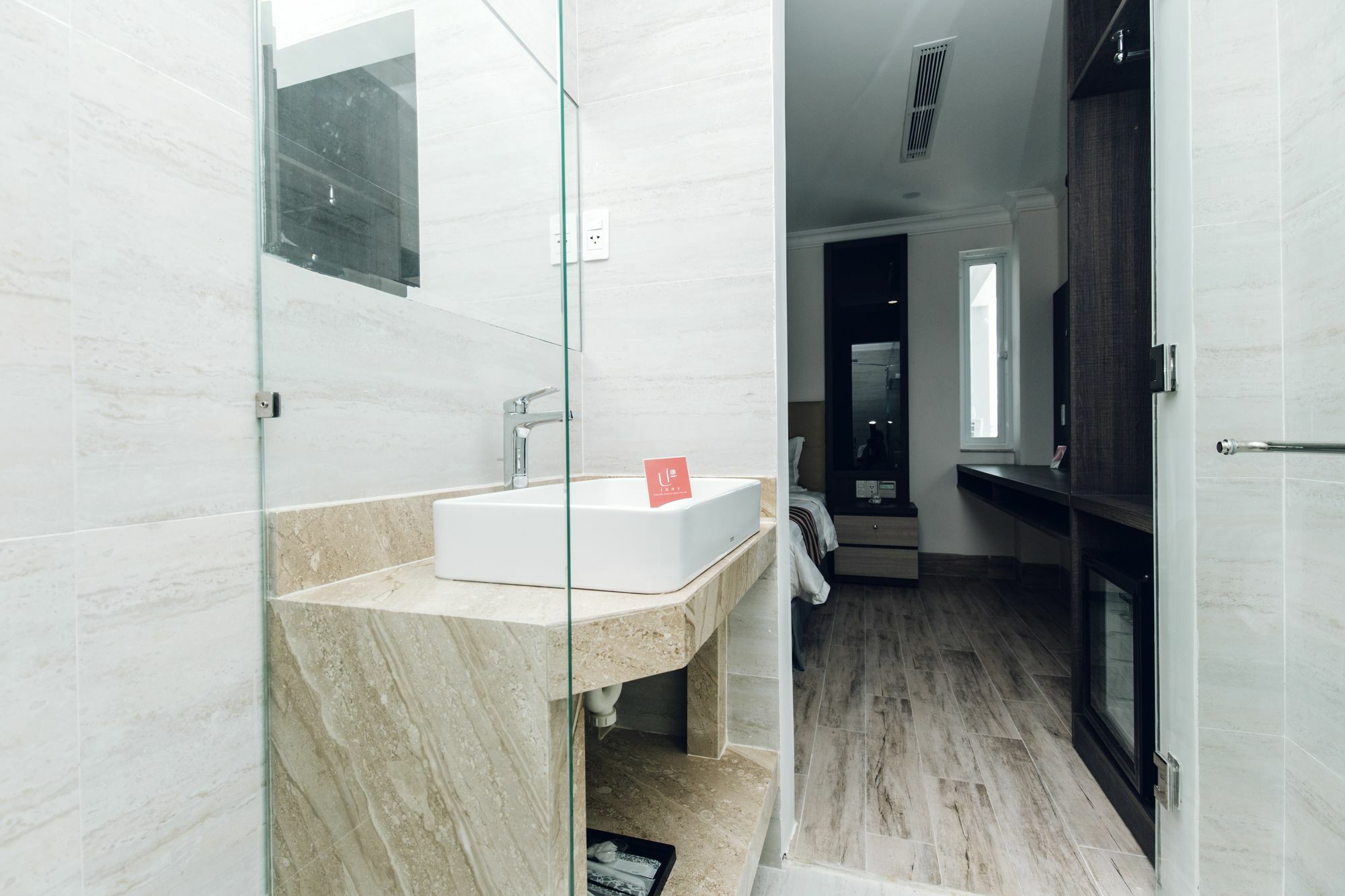 Seven Seas Hotel 3*